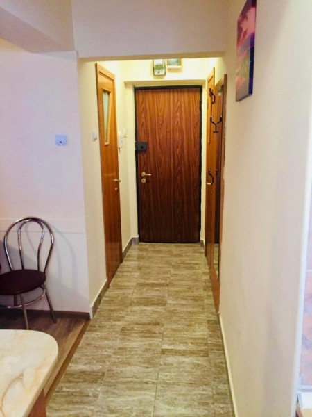 Garsoniera ultracentrala | Metrou P-ta Universitatii 1 min | Renovata recent