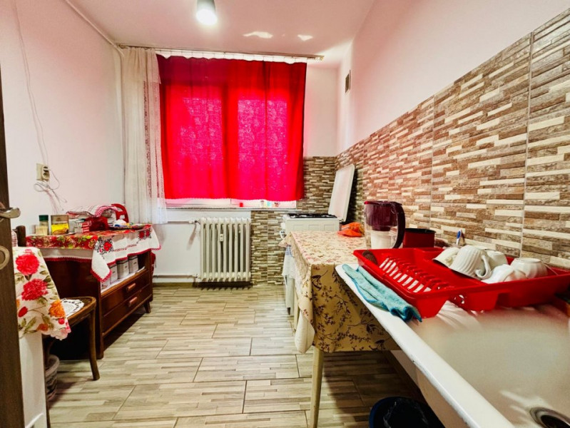Titan Potcoava - Parc IOR | Bloc reabilitat | Renovat recent 