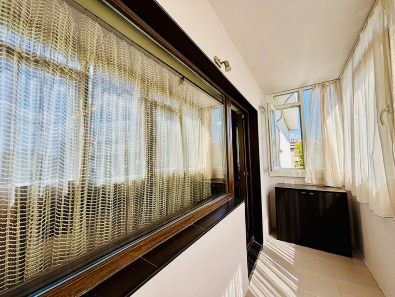 VITAN MALL / DECOMANDAT / BLOC REABILITAT CONSTRUCTIE 1989