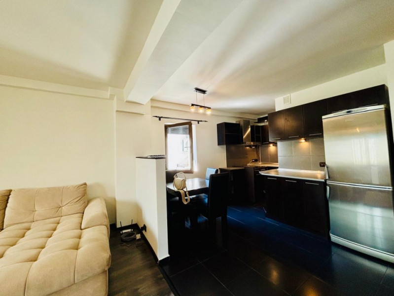 VITAN MALL / DECOMANDAT / BLOC REABILITAT CONSTRUCTIE 1989