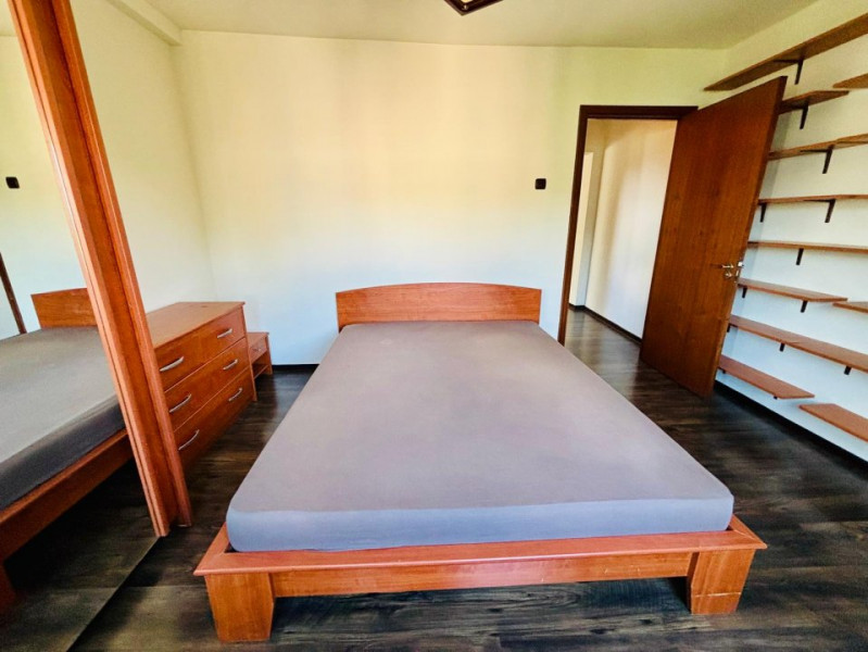 VITAN MALL / DECOMANDAT / BLOC REABILITAT CONSTRUCTIE 1989