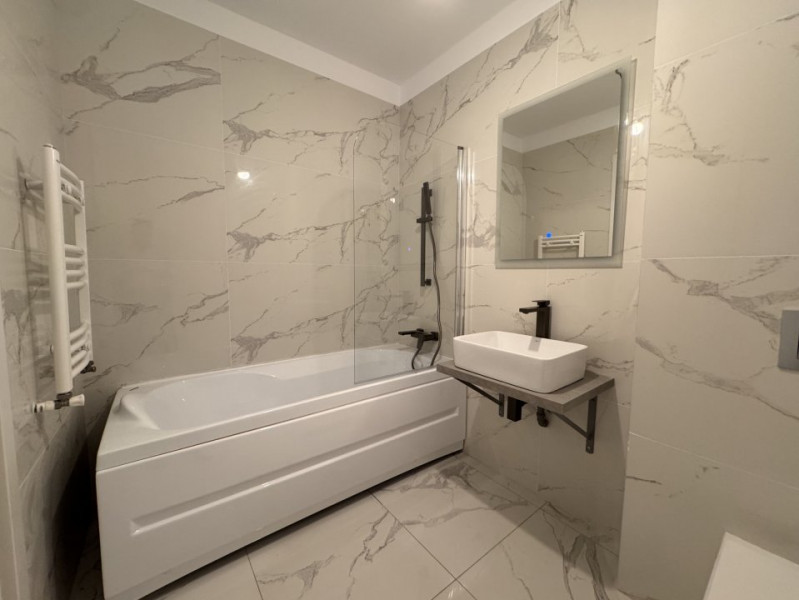 Acasa - la doar câteva minute de metrou !