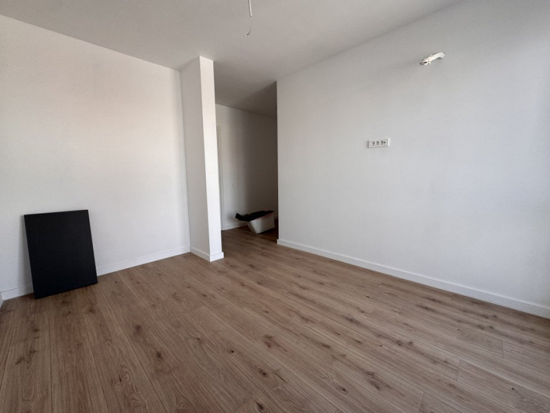 Acasa - la doar câteva minute de metrou !