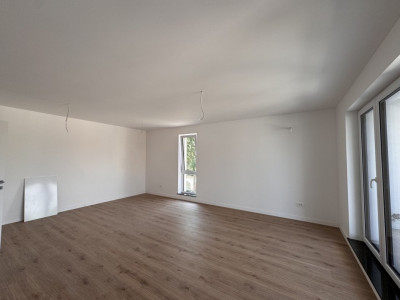 Acasa - la doar câteva minute de metrou !