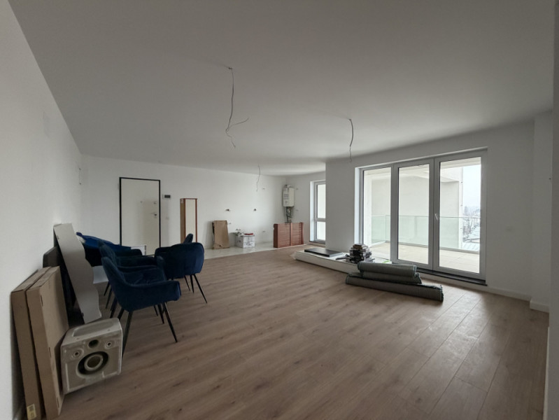 Un spațiu generos pentru idei mărețe - 111,6 mp, 2 terase spectaculoase !