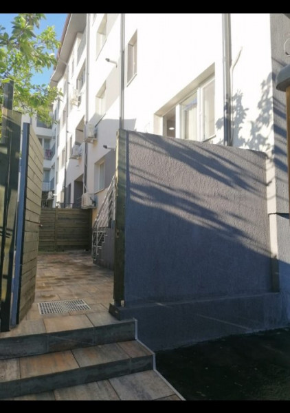 Apartament deosebit / Curte proprie / Parcare