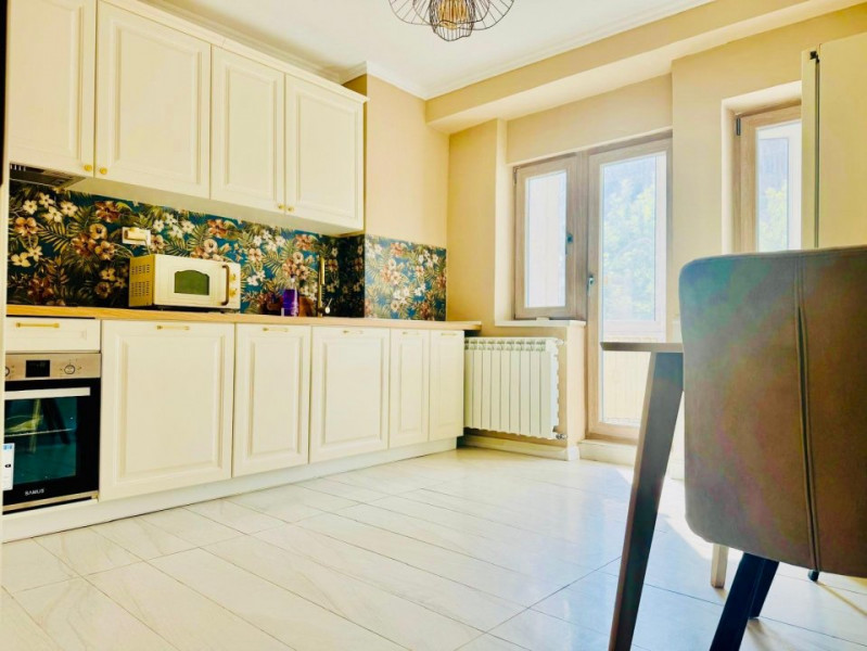 DECEBAL | METROU P-TA MUNCII | BOILER | RECENT RENOVAT