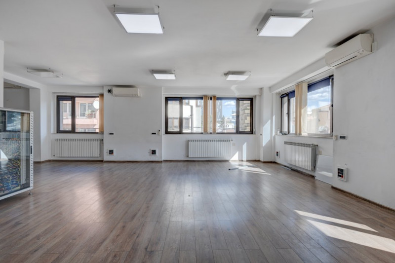 CLĂDIRE DE BIROURI – IMOBIL EMBLEMATIC ÎN ZONA KISELEFF – AVIATORILOR!