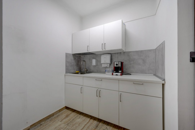 CLĂDIRE DE BIROURI – IMOBIL EMBLEMATIC ÎN ZONA KISELEFF – AVIATORILOR!