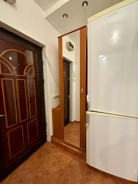 Garsoniera Costin Georgian/Semi-Stradal/Disponibilitate imediata