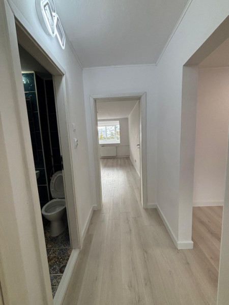 Mega Mall | Renovat la cheie | Balcon 9 mp