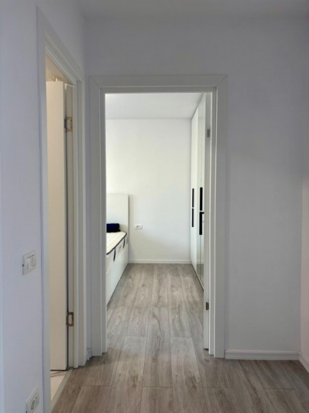 Apartament 2 camere renovat gata de mutat | Sectia 7 Politie | Vedere Est 