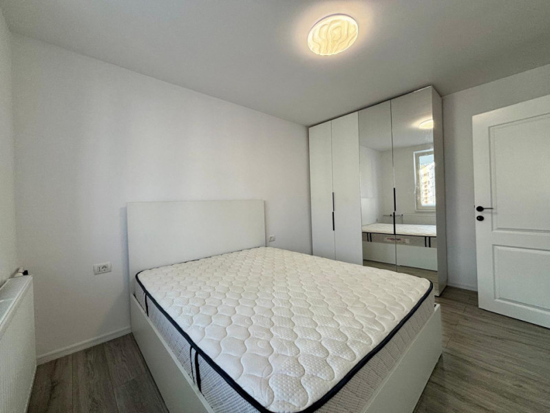 Apartament 2 camere renovat gata de mutat | Sectia 7 Politie | Vedere Est 