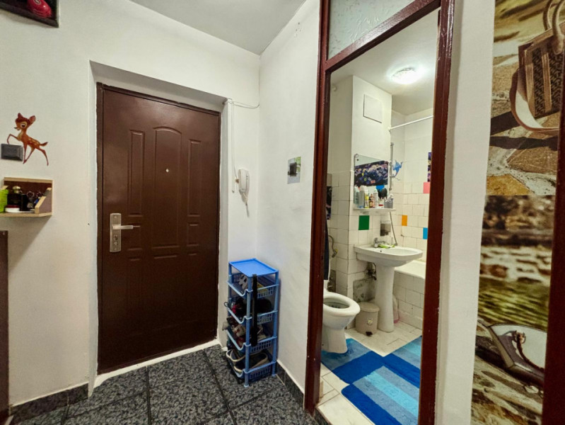 Garsoniera | Bloc mixt | 10 minute metrou 1 Decembrie