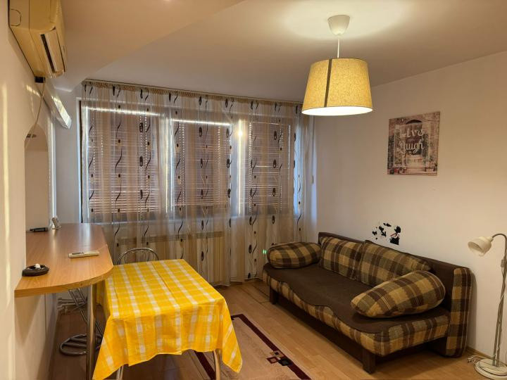 Baba Novac | Parc IOR | Centrala proprie | Vedere superba