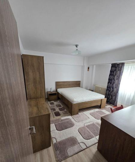 2 CAMERE | ROND ALBA IULIA | STRADAL | 76 MP